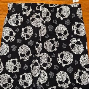 NWT No Boundaries Women's/Juniors M (7-9) Black White Sugar Skull Ankle Leggings